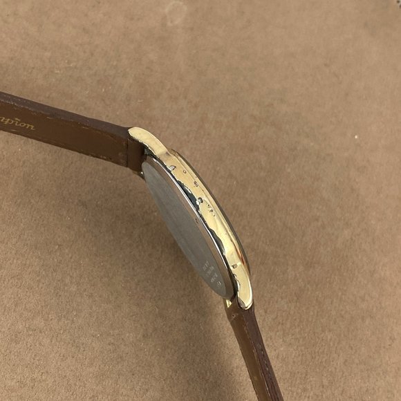 Vintage Elegant but Stylish Unisex Seiko Lassale 18K Gold Plated Watch - Picture 4 of 9